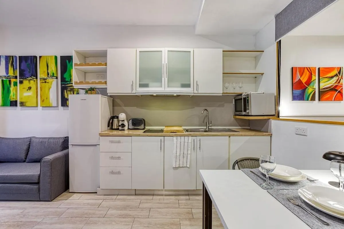 Stylish 1Bedroom Studio In The Heart Of St Julians 201 Сент Джулианс